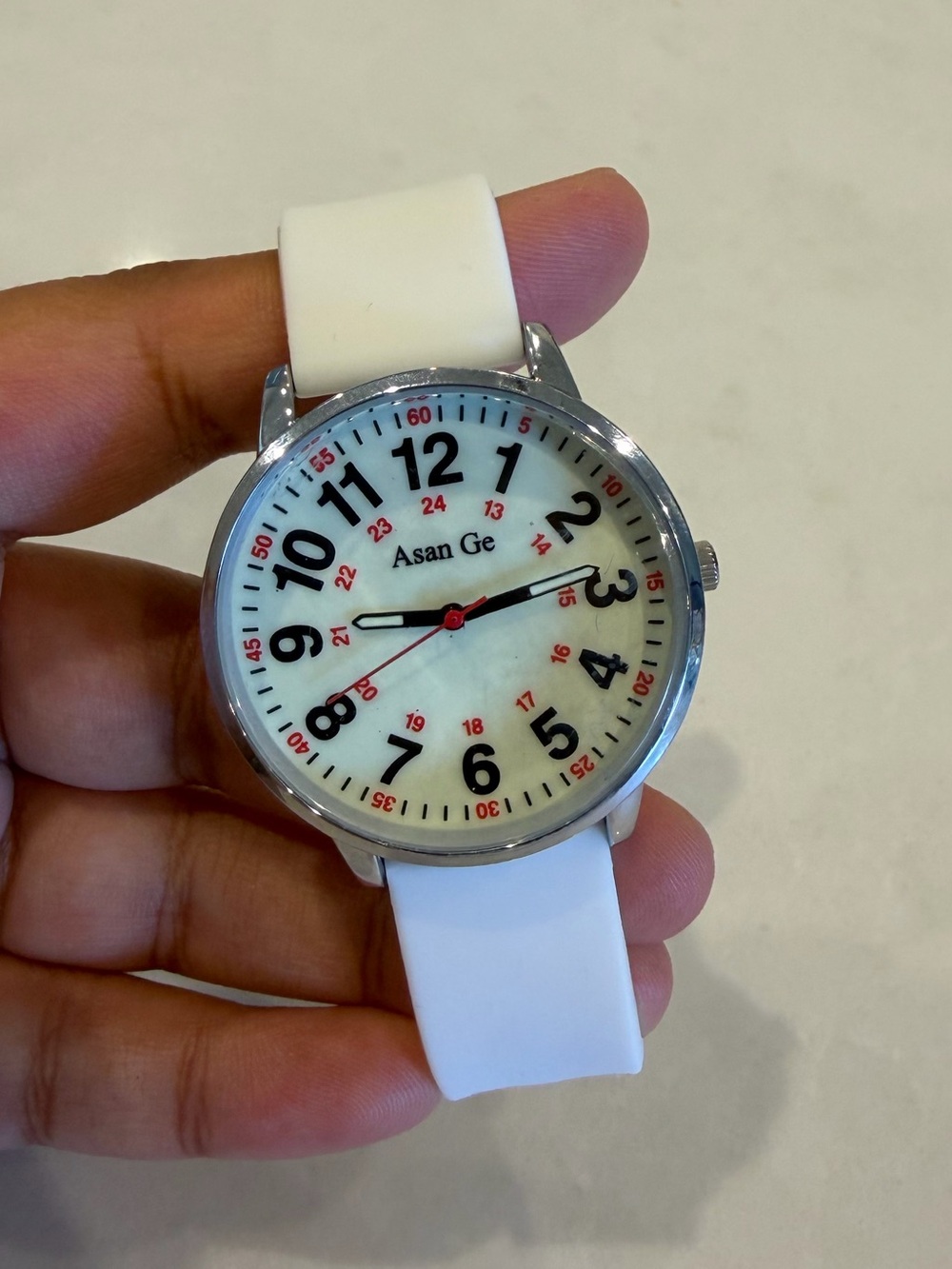 Asan Ge White Nursing Watch Analog 24 Hour Military Time Silicone Band Like New